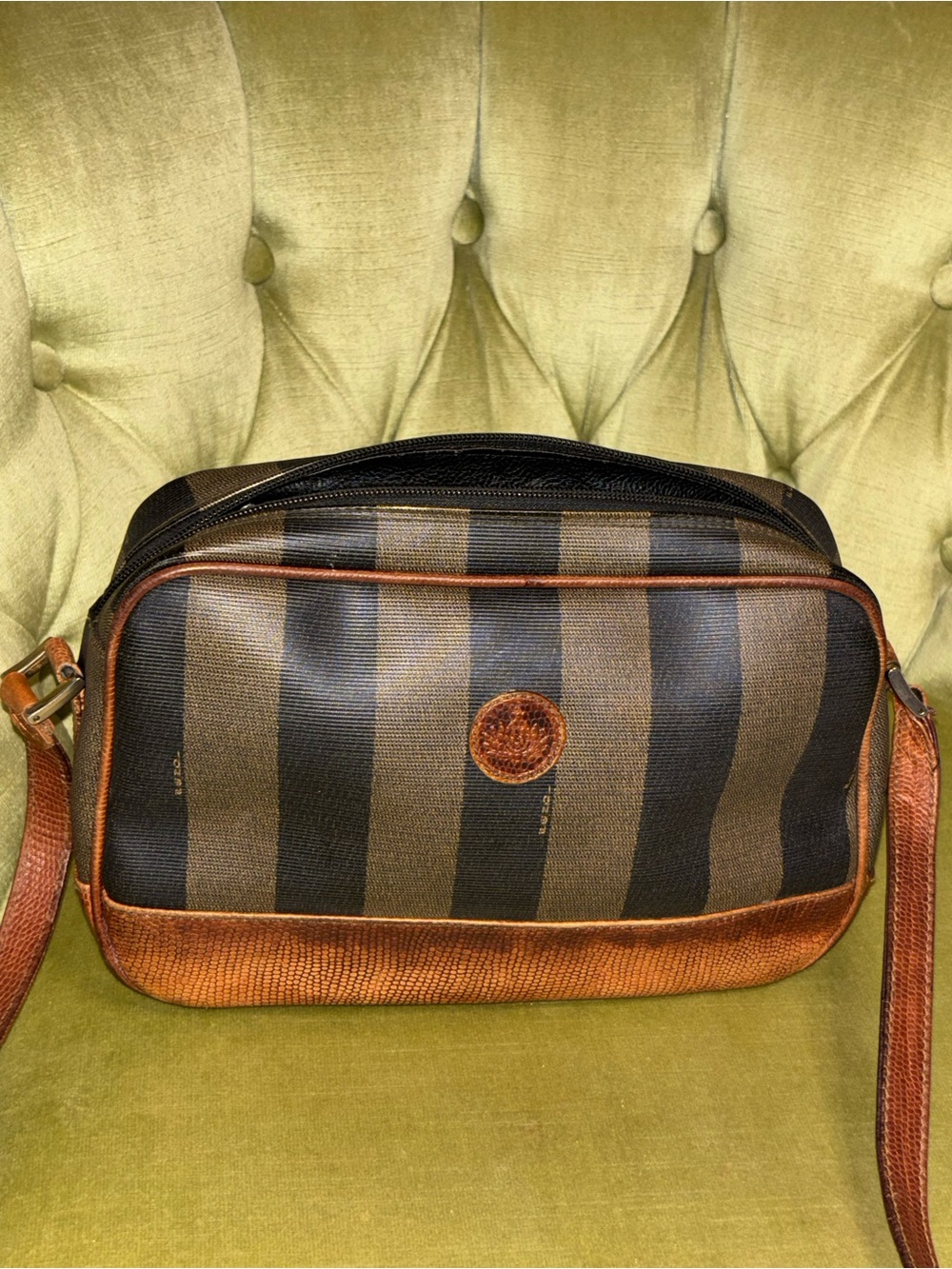 Fendi Vintage Pequin Tan & Black shoulder bag includes dust bag